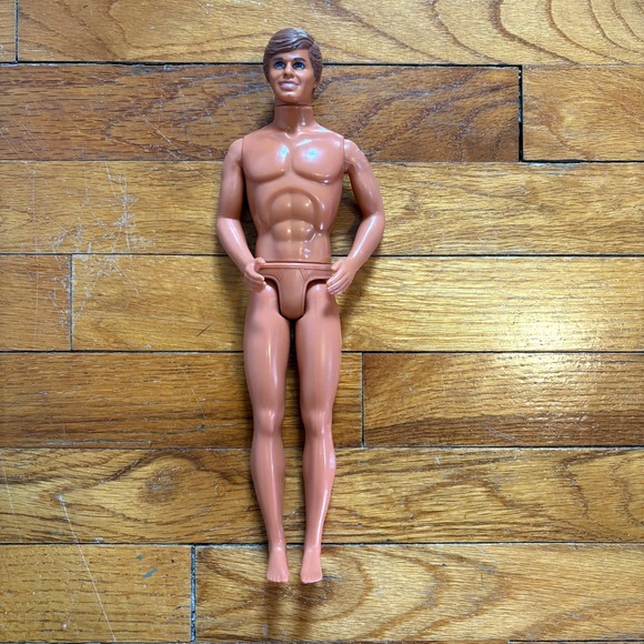 1983 Ken Mattel Malaysia Twist And Turn Doll Molded Hair Some Wear on Back - Picture 1 of 6